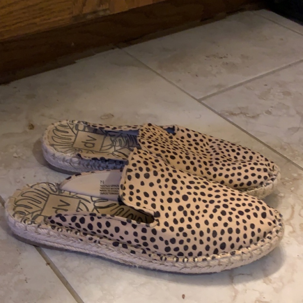 Spotted mules